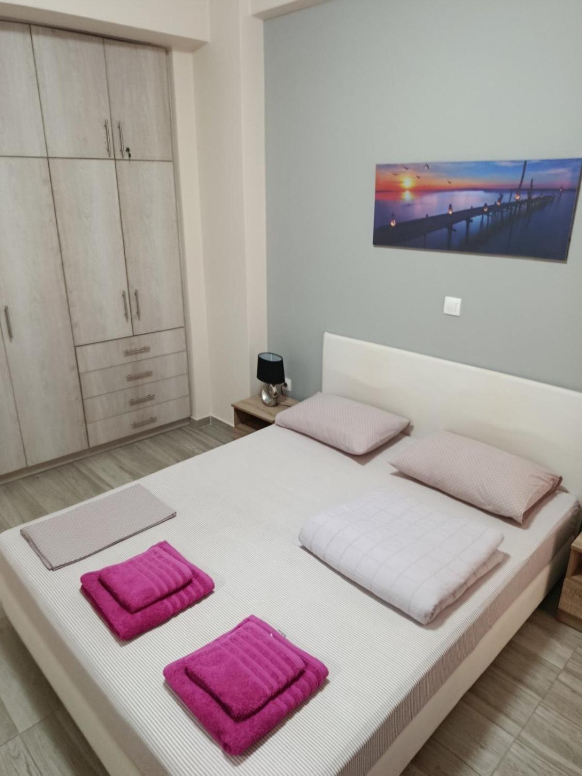 Alimos Apartments Athén Kültér fotó